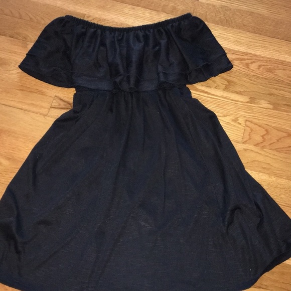 Swim and sport size small - Picture 1 of 4